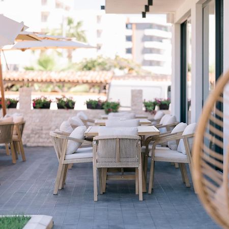 Hotel Teuta أولتْسي المظهر الخارجي الصورة