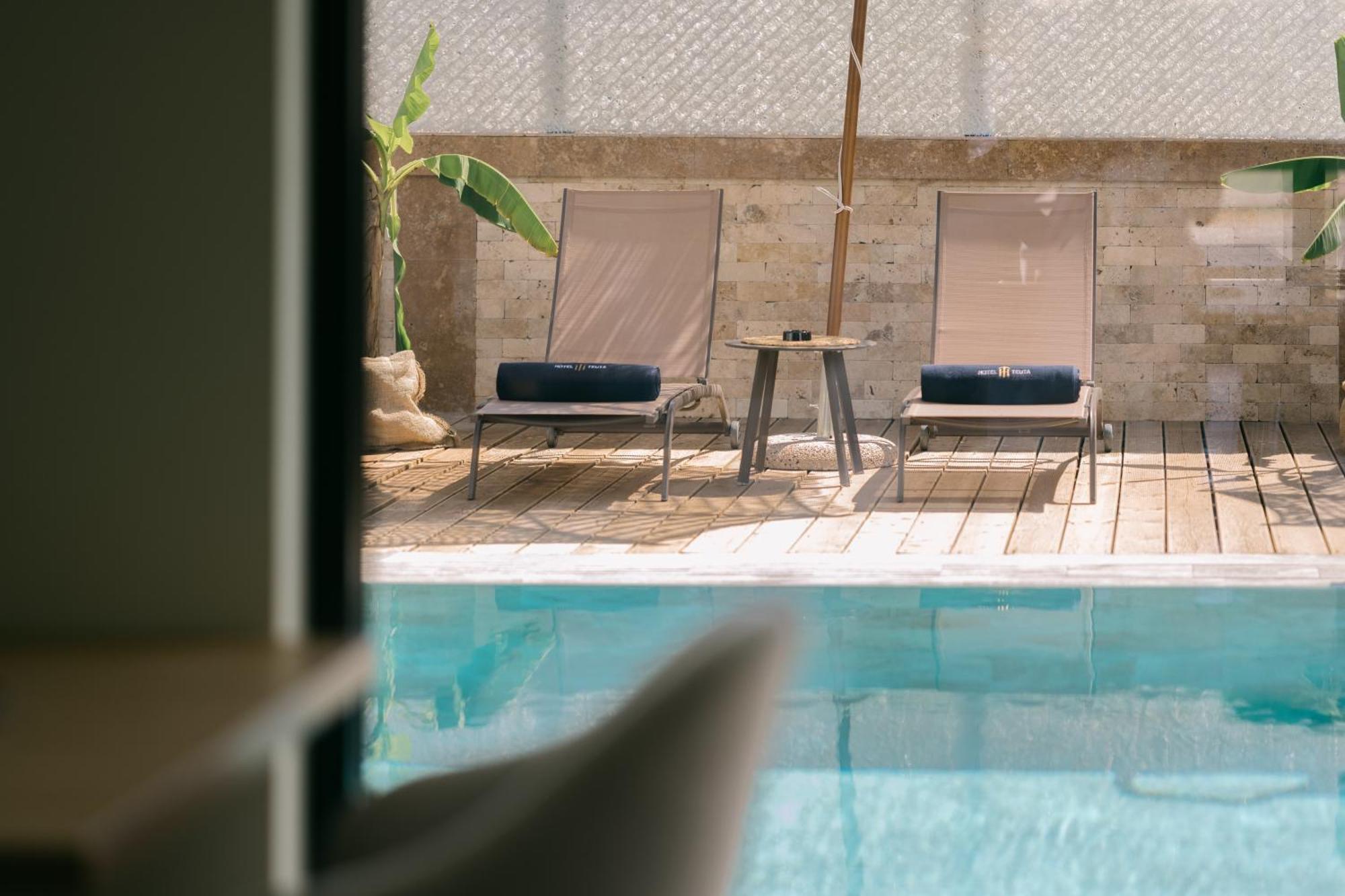 Hotel Teuta أولتْسي المظهر الخارجي الصورة