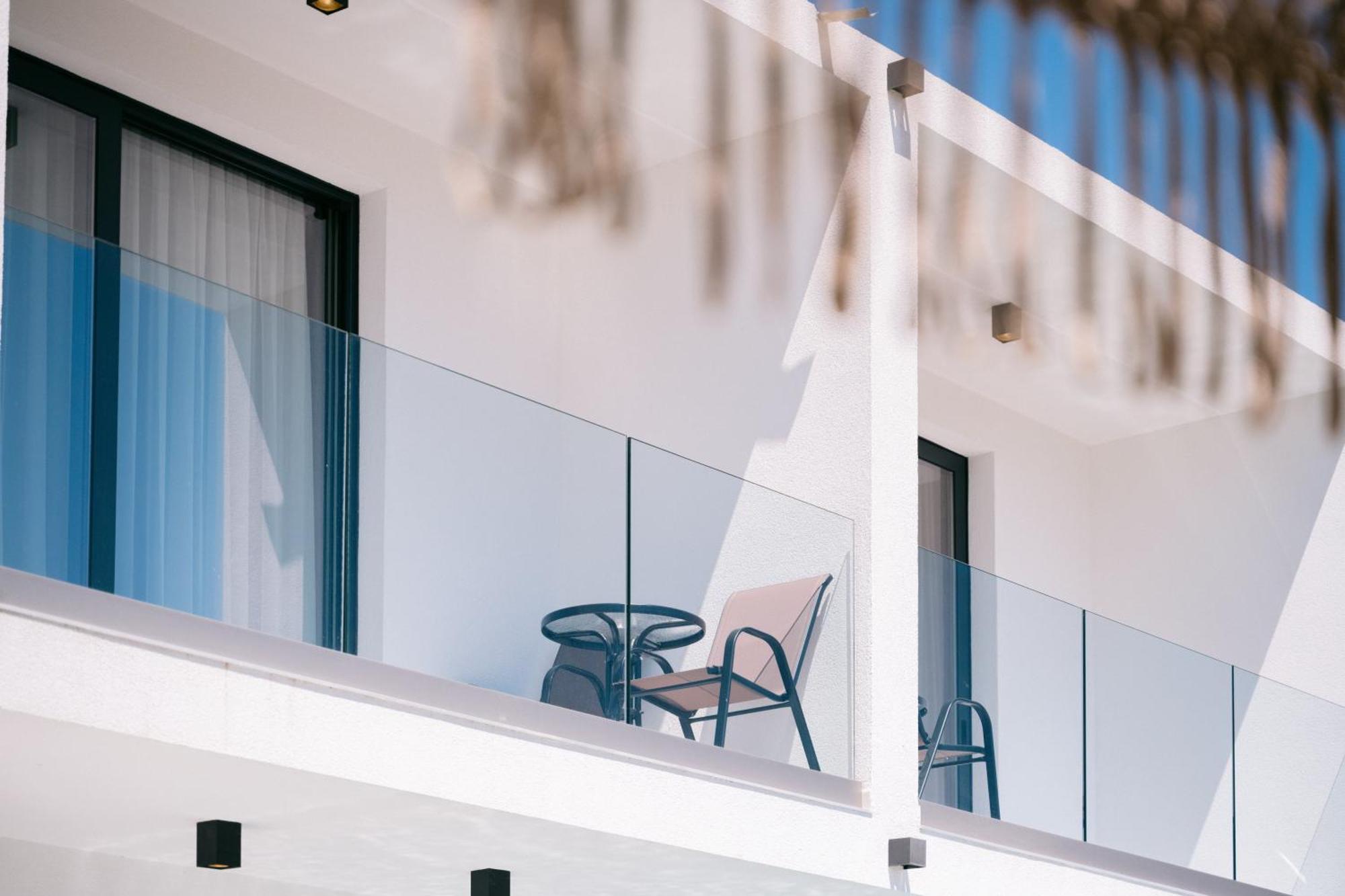 Hotel Teuta أولتْسي المظهر الخارجي الصورة