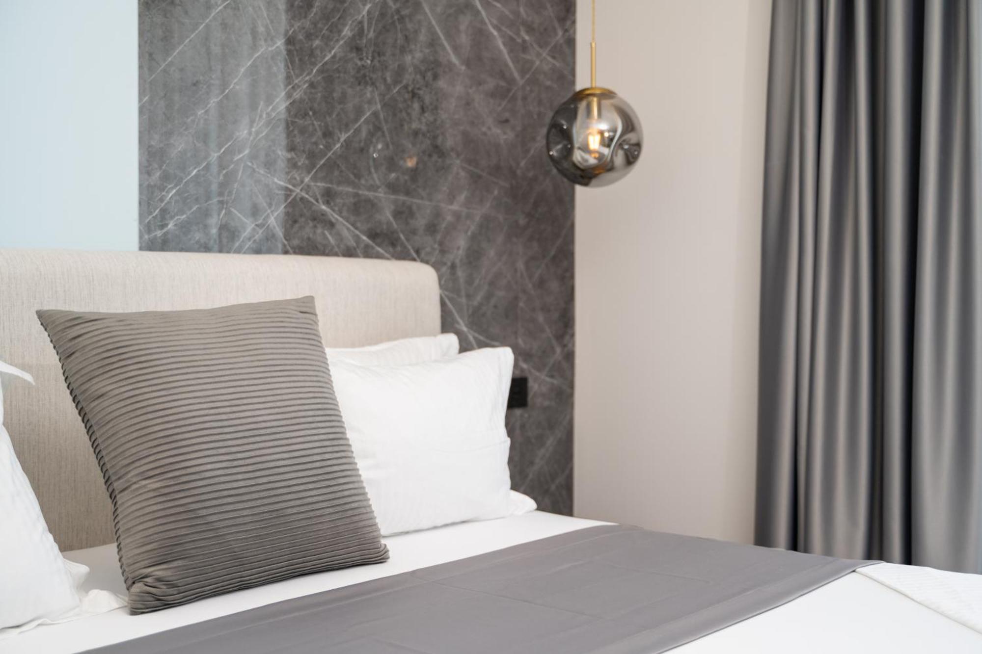 Hotel Teuta أولتْسي المظهر الخارجي الصورة