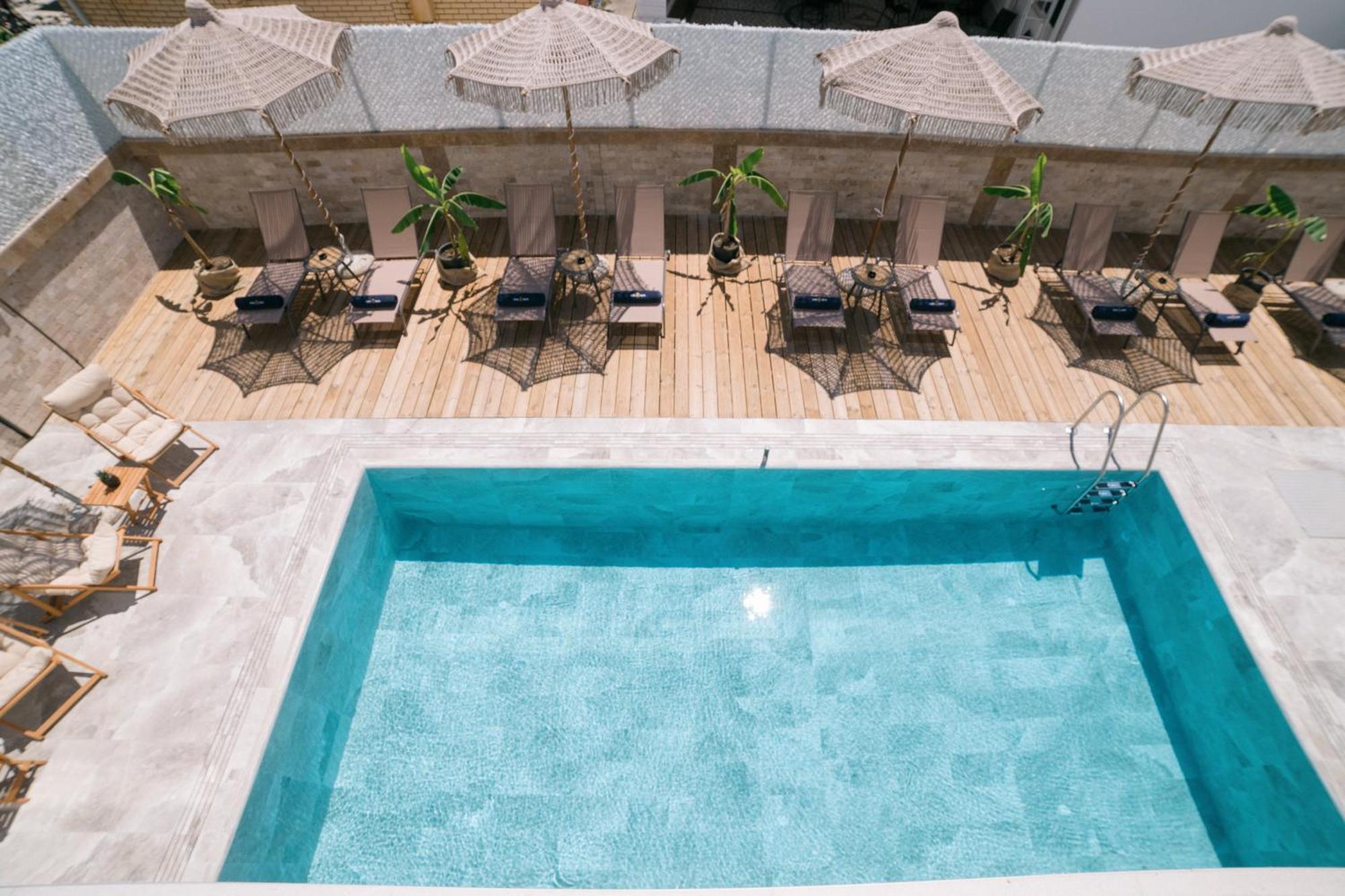Hotel Teuta أولتْسي المظهر الخارجي الصورة
