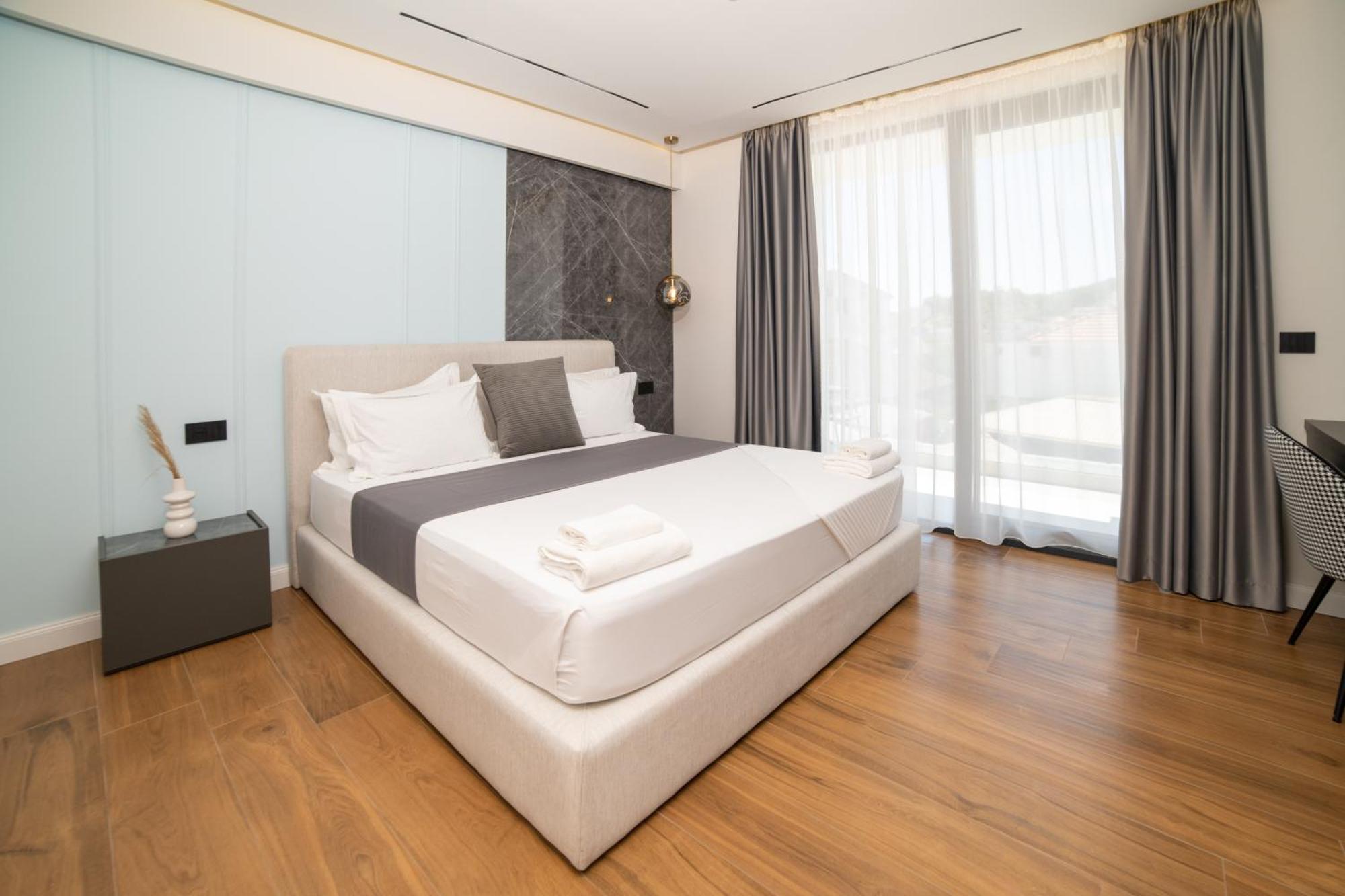 Hotel Teuta أولتْسي المظهر الخارجي الصورة